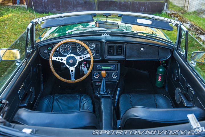 MG MGB 1977