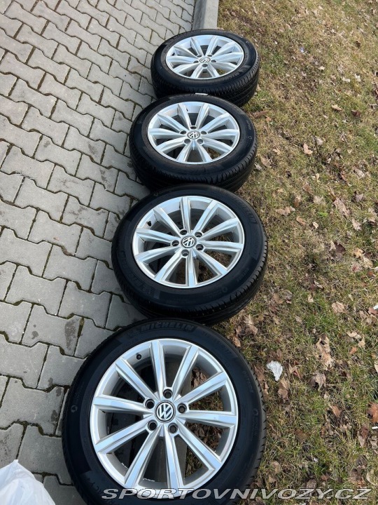 Volkswagen Ostatní modely Passat 2,0 2015