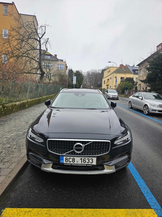 Volvo V90 D5 AWD | 173 kW | 2018