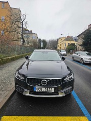 Volvo V90 D5 AWD | 173 kW | 2018
