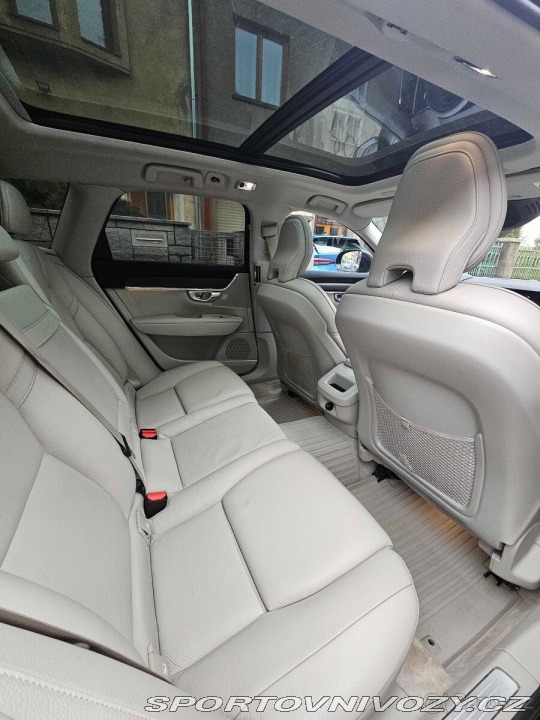 Volvo V90 D5 AWD | 173 kW | 2018 2018