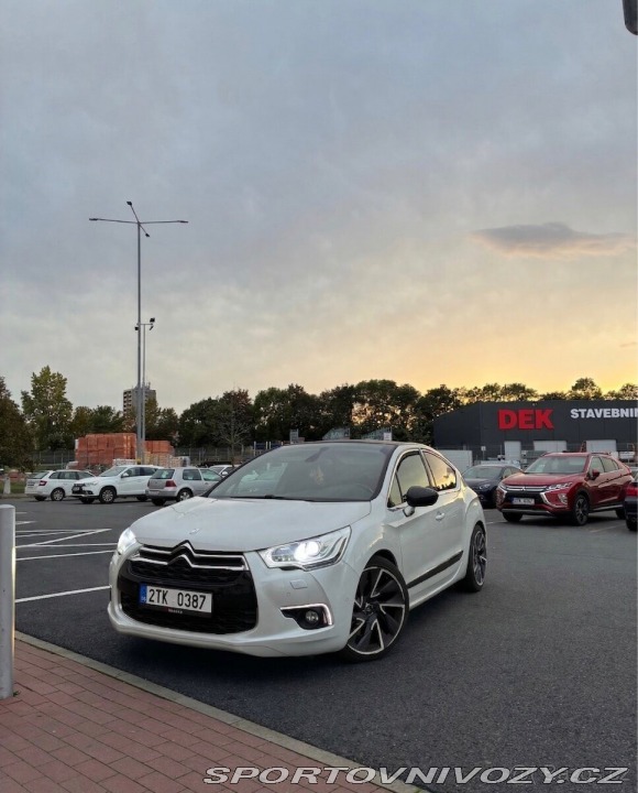 Citroën Ostatní modely DS4 2,0 2014