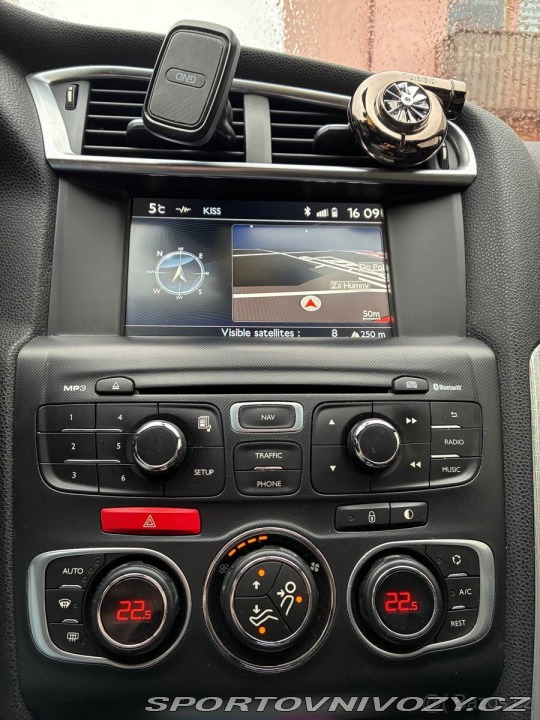 Citroën Ostatní modely DS4 2,0 2014