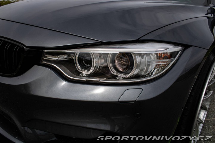 BMW M4 F82 / M/T 6 / ZÁRUKA / A 2015