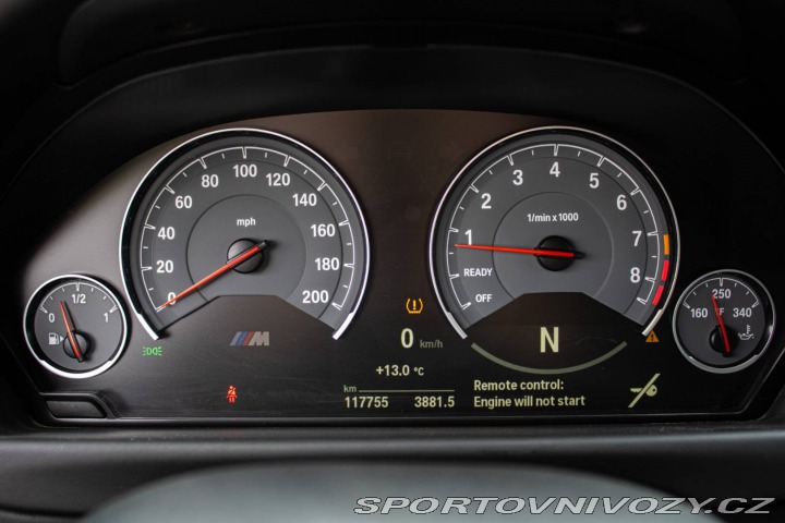 BMW M4 F82 / M/T 6 / ZÁRUKA / A 2015