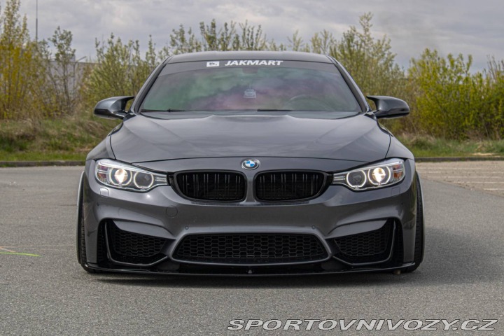 BMW M4 F82 / M/T 6 / ZÁRUKA / A 2015