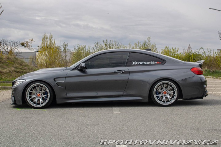 BMW M4 F82 / M/T 6 / ZÁRUKA / A 2015
