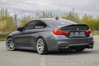 BMW M4 F82 / M/T 6 / ZÁRUKA / A 2015