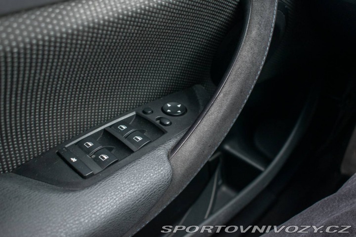 BMW X1 23d xDrive 6A/T / AJ NA 2011