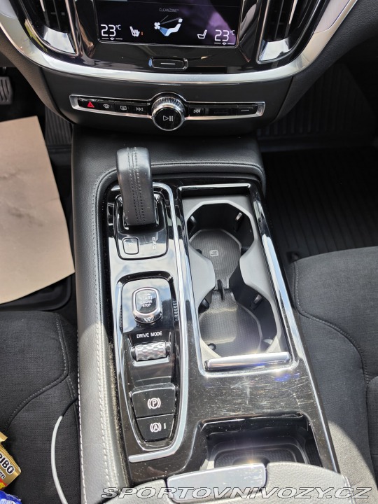 Volvo V60 Recharge,4x4 2020