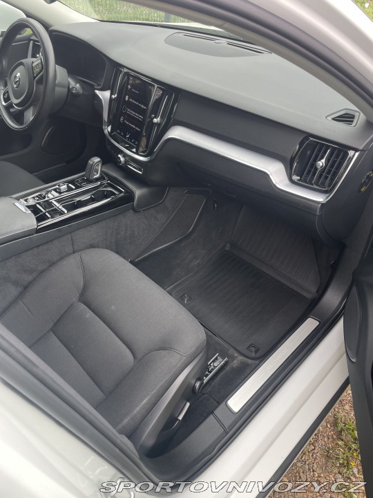 Volvo V60 Recharge,4x4 2020