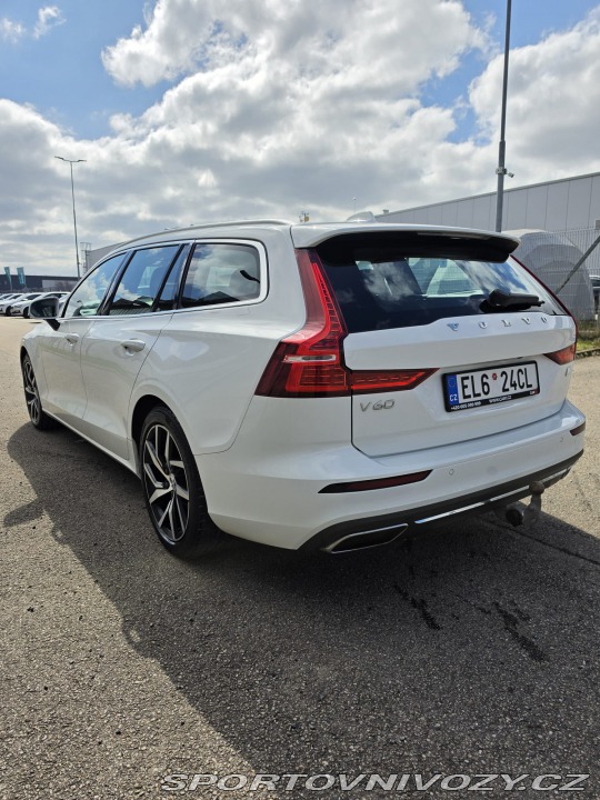 Volvo V60 Recharge,4x4 2020