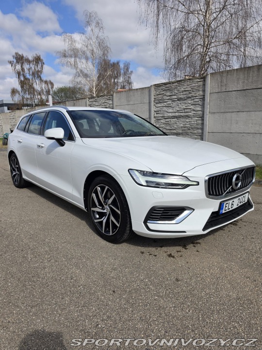 Volvo V60 Recharge,4x4 2020
