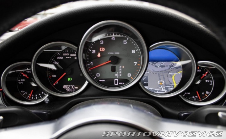 Porsche Panamera 4S 2014