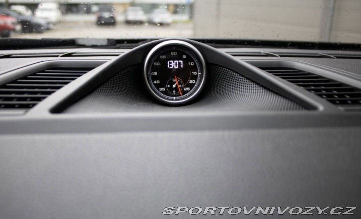 Porsche Panamera 4S 2014