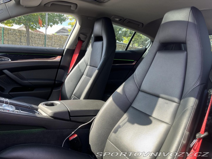 Porsche Panamera 4S 2014