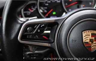 Porsche Panamera 4S 2014