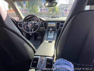 Porsche Panamera 4S 2014
