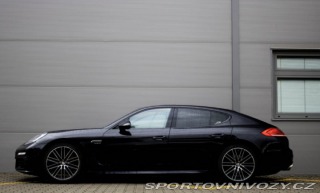 Porsche Panamera 4S 2014