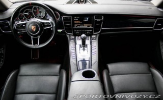 Porsche Panamera 4S 2014