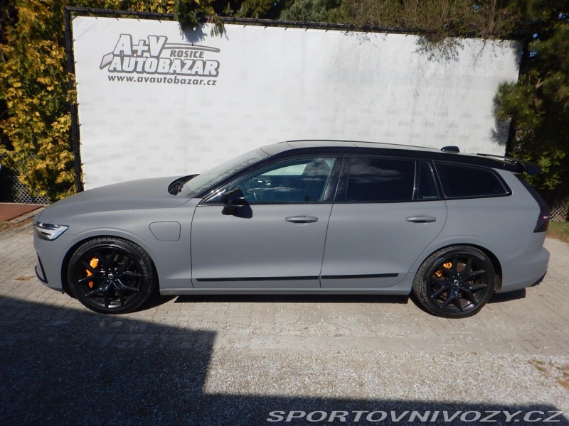 Volvo V60 T8 POLESTAR ENGINEERED