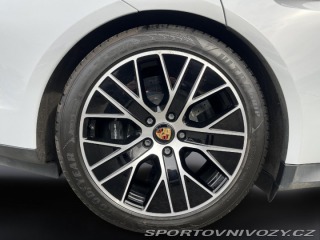 Porsche Taycan Turbo 2020