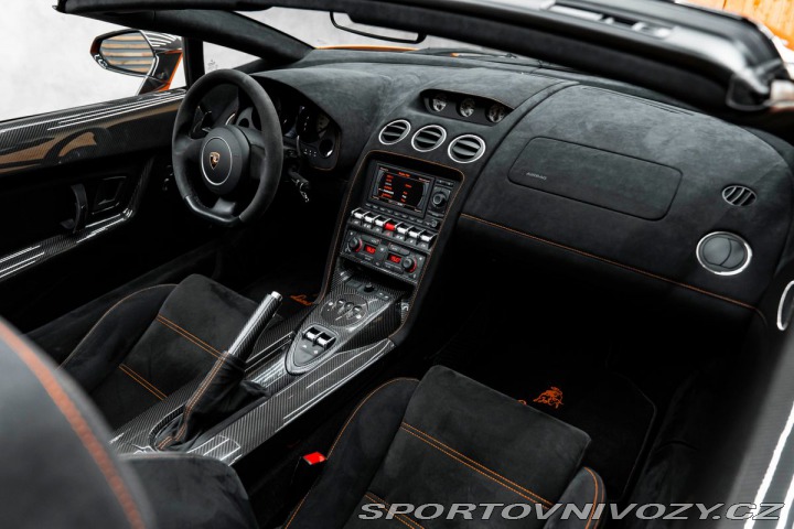 Lamborghini Gallardo Performante 2012