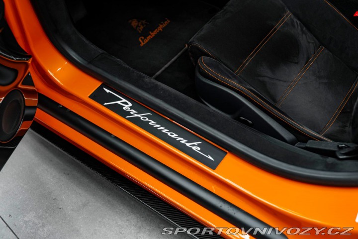 Lamborghini Gallardo Performante 2012