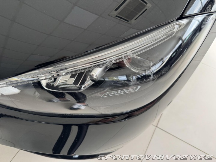 Mercedes-Benz C 300eT*230kW*Avantg*Tažné* 2022