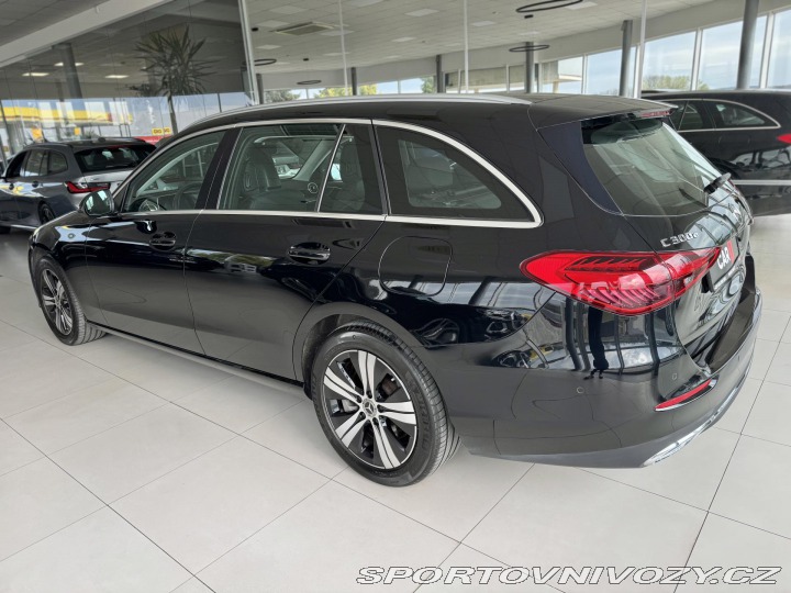 Mercedes-Benz C 300eT*230kW*Avantg*Tažné* 2022