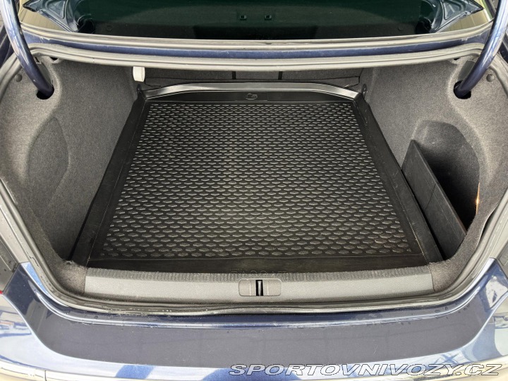 Volkswagen CC 2,0TDI 4Motion*DSG*130KW* 2013