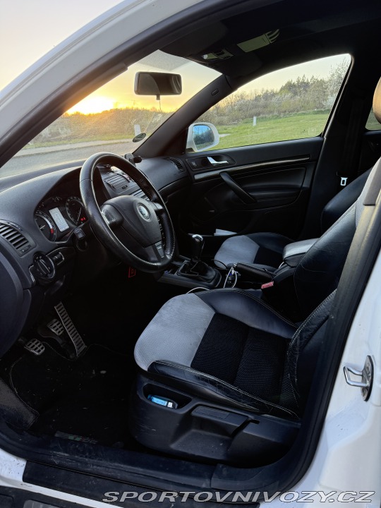 Škoda Octavia RS  2008