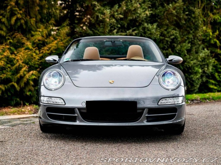 Porsche 911 3.6 Carrera 2005