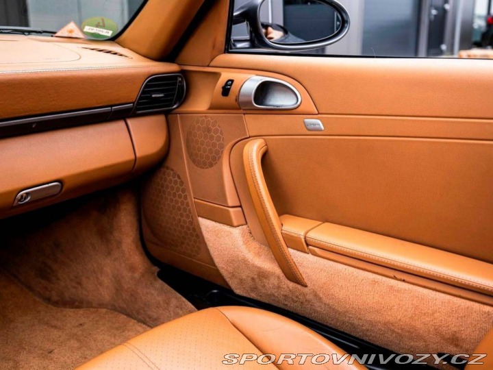 Porsche 911 3.6 Carrera 2005