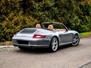 Porsche 911 3.6 Carrera 2005