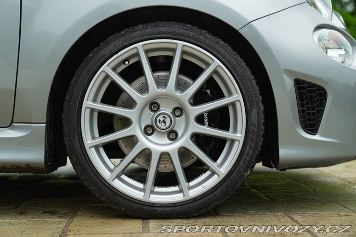 Abarth 695 RIVALE 2018