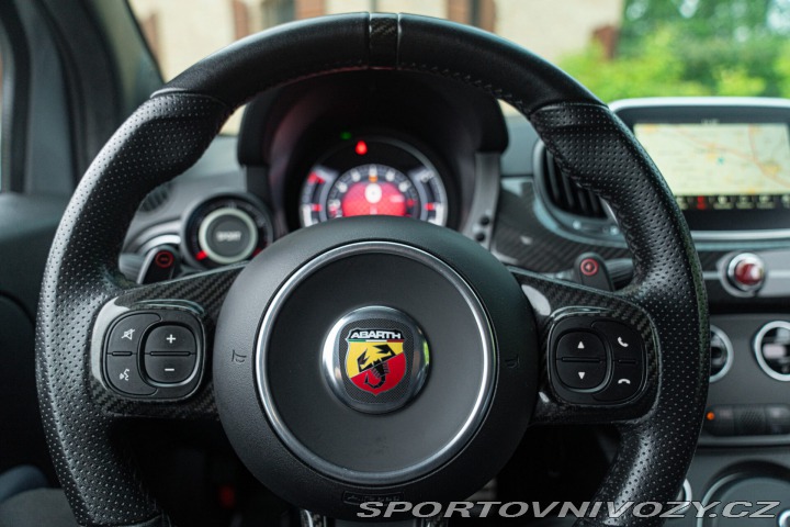 Abarth 695 RIVALE 2018