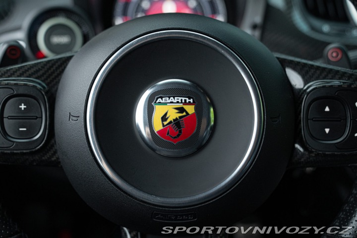 Abarth 695 RIVALE 2018