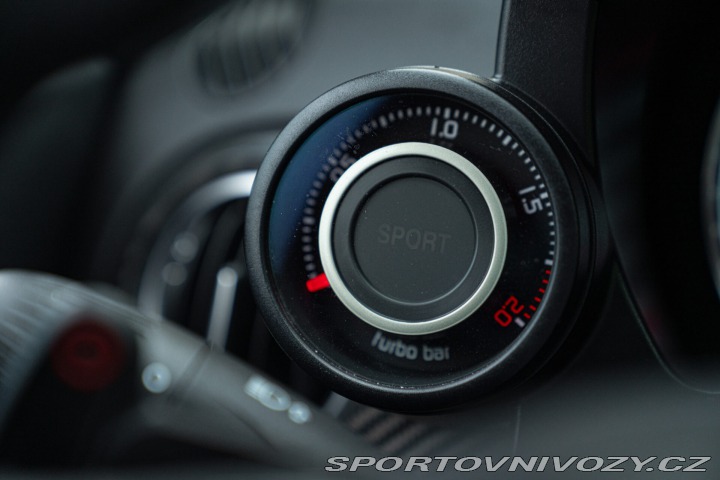 Abarth 695 RIVALE 2018