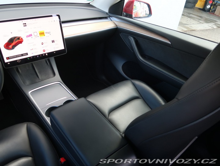 Tesla Model Y Long Range AWD 75kWh 2021