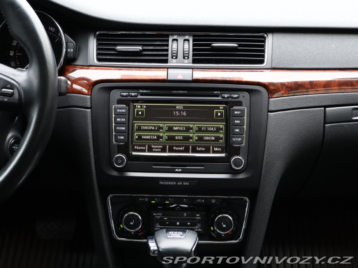 Škoda Superb Elegance 3.6 FSI V6 2012