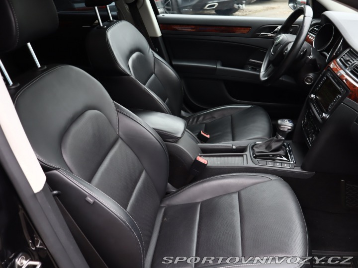 Škoda Superb Elegance 3.6 FSI V6 2012