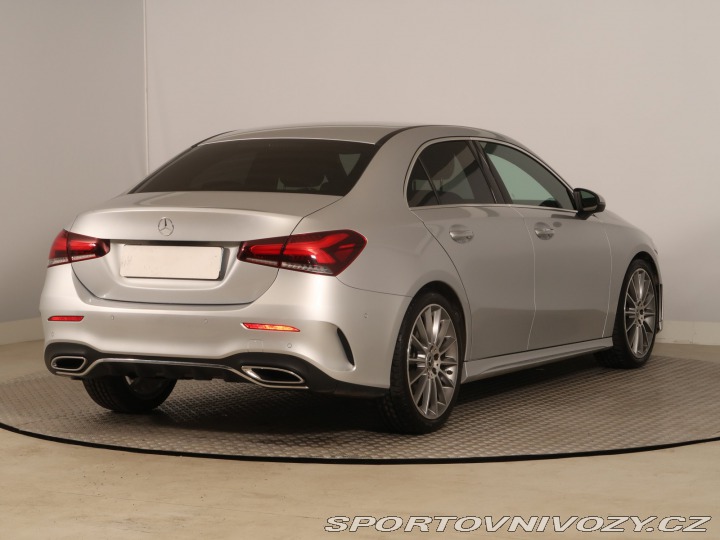 Mercedes-Benz A A 200 2022