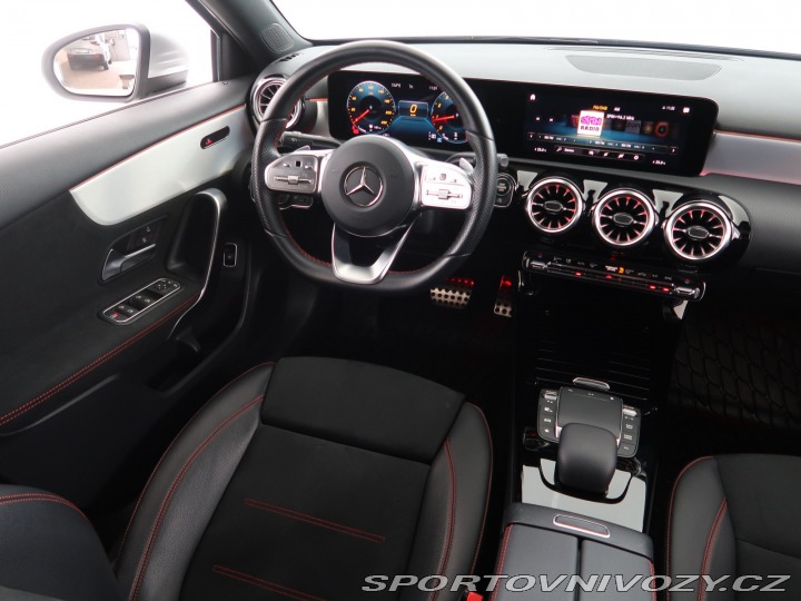 Mercedes-Benz A A 200 2022