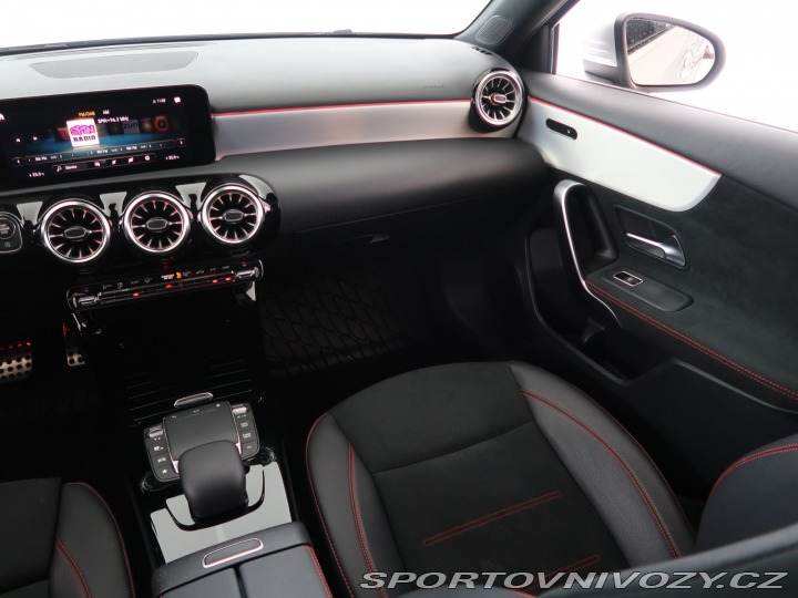 Mercedes-Benz A A 200 2022