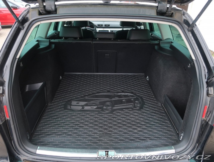 Volkswagen Ostatní modely Passat 3.2 FSI 2008