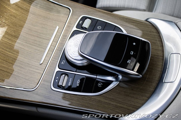 Mercedes-Benz C 400 4matic A/T, 245kW (2 2015