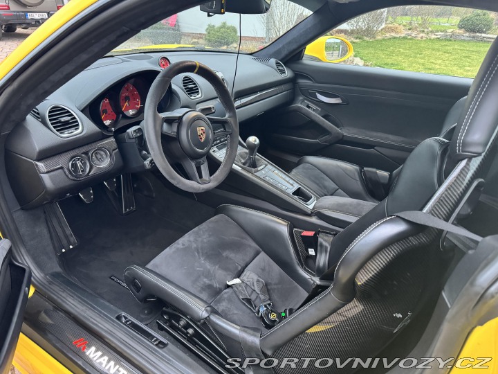 Porsche 718 Cayman GT4 Manthey Racing 2020