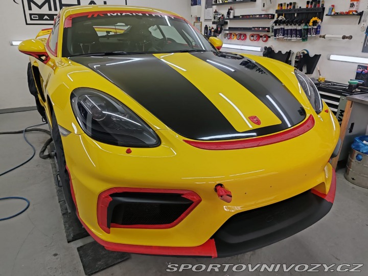 Porsche 718 Cayman GT4 Manthey Racing 2020