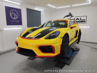 Porsche 718 Cayman GT4 Manthey Racing 2020